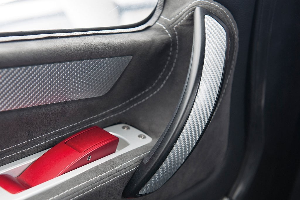 Diamond DA62 interior detail with carbon fiber trim and premium finish.