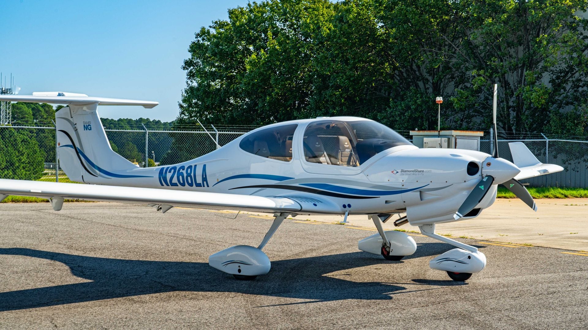 2022/DA40/Diamond/U00207