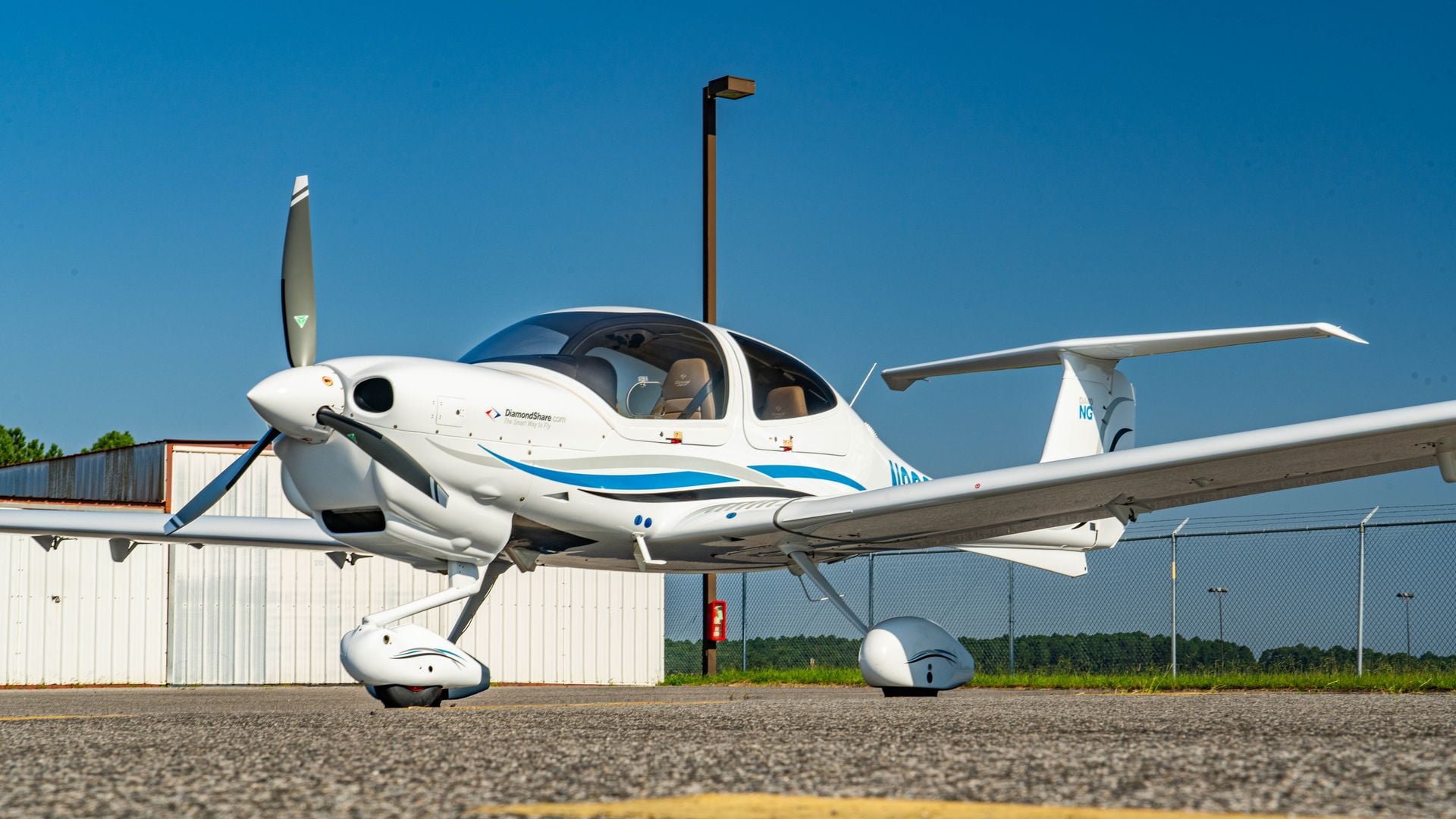 2022/DA40/Diamond/U00207