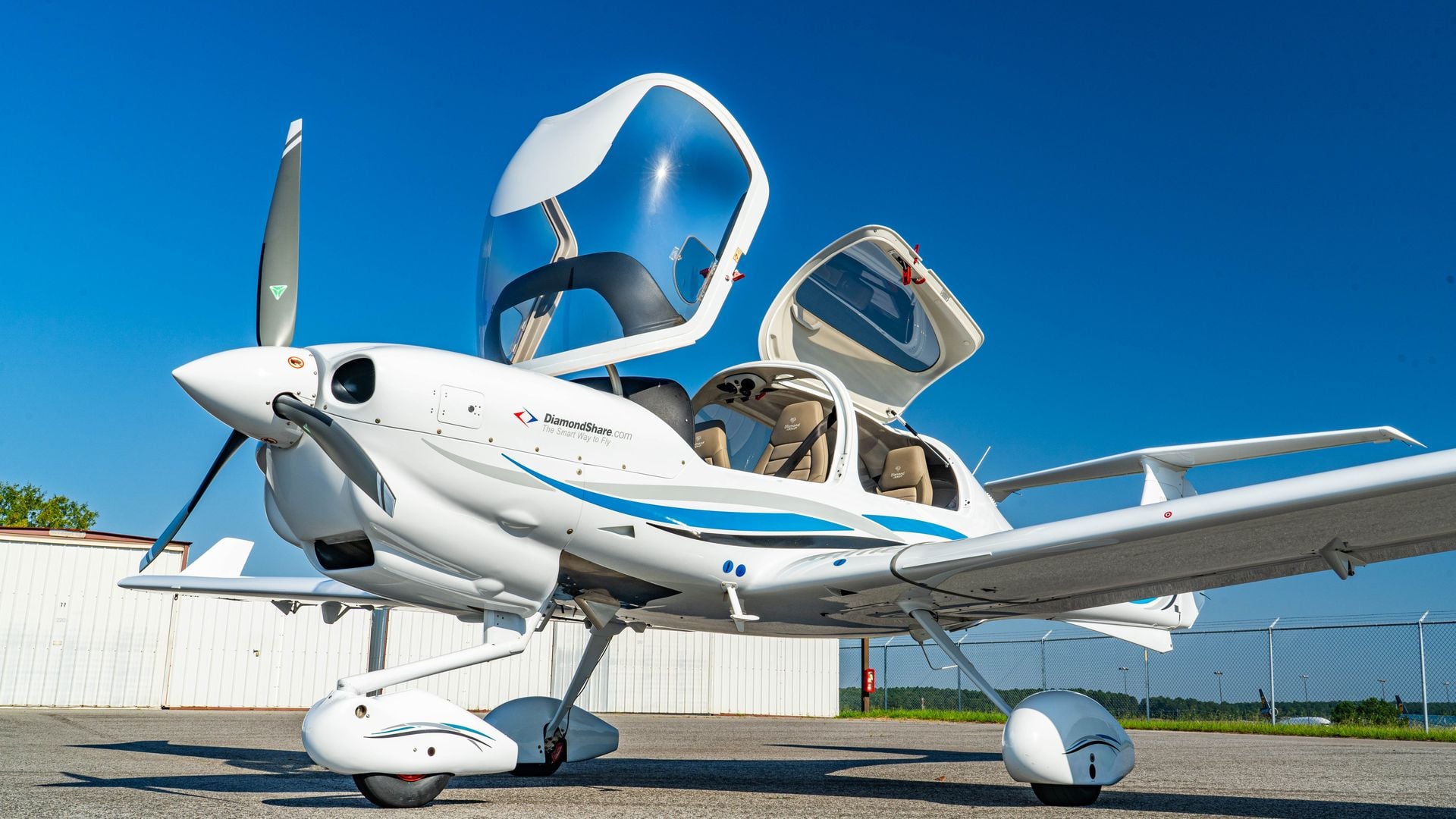 2022/DA40/Diamond/U00207