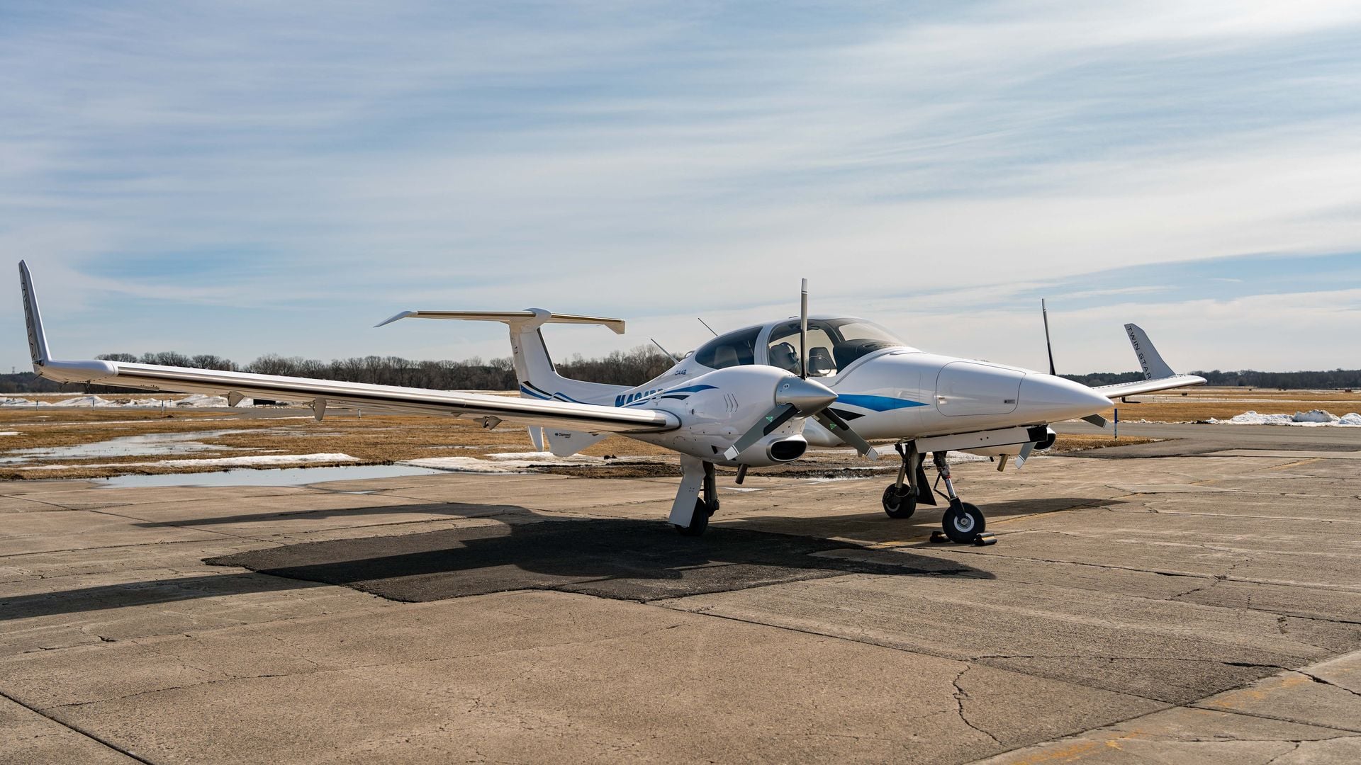 2007 Diamond DA42 for sale