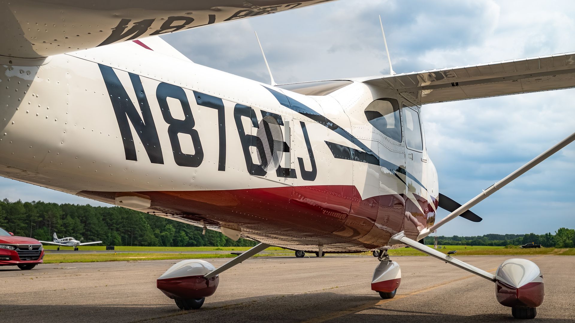 N876EJ - 2011/182/Cessna/U0035540