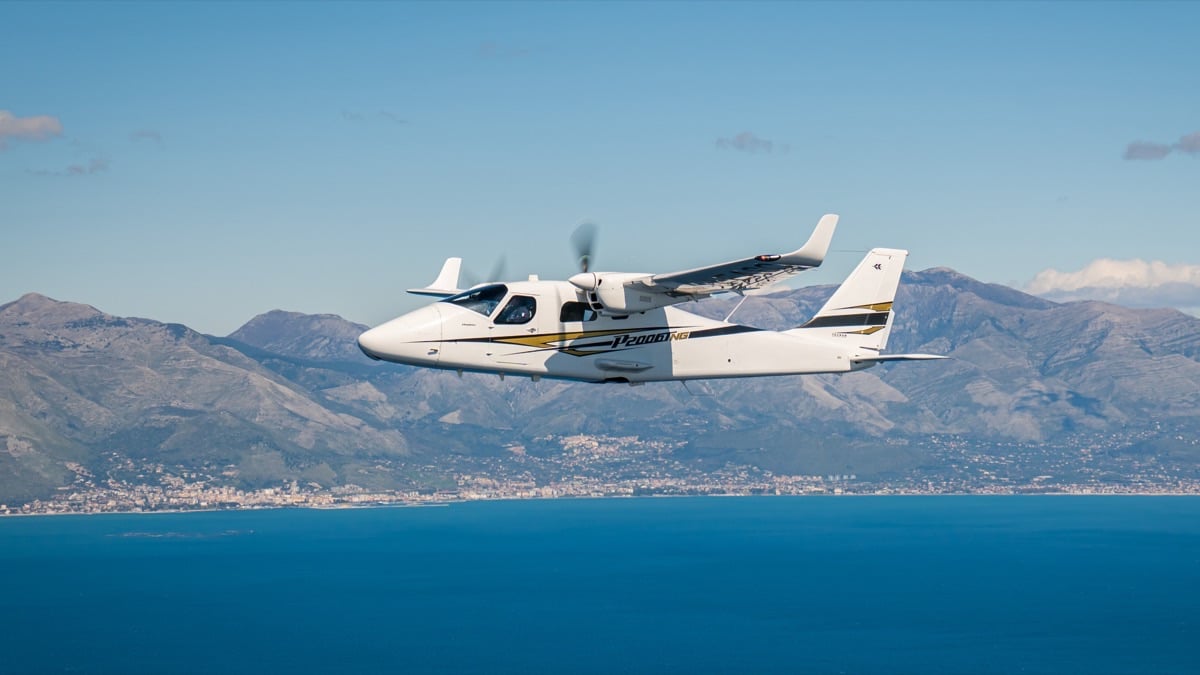 Tecnam P2006T NG in flight