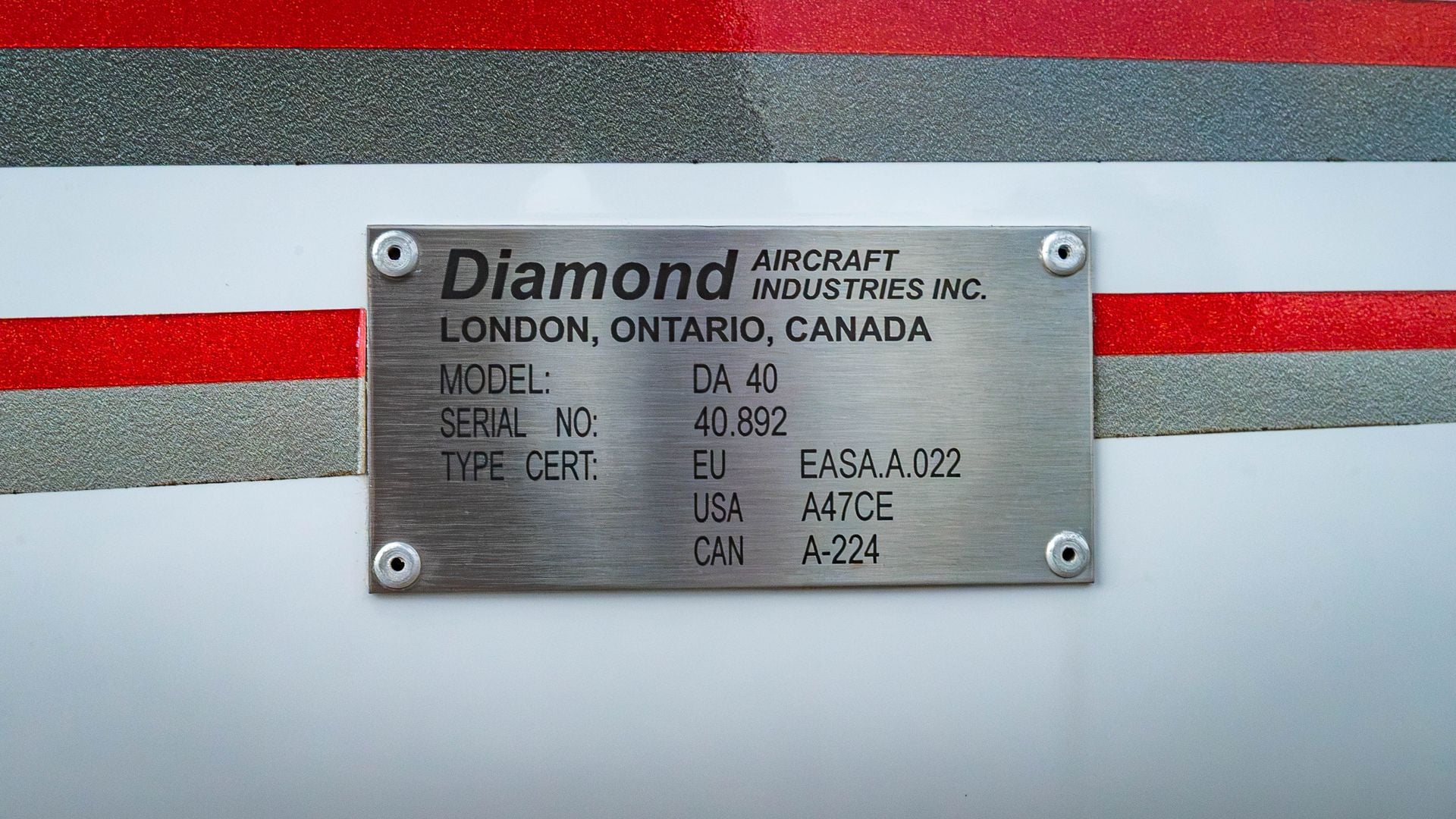 N892DS - 2008/DA40/Diamond/U0012886