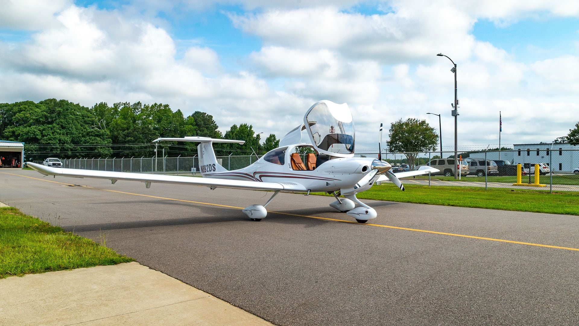 N892DS - 2008/DA40/Diamond/U0012886