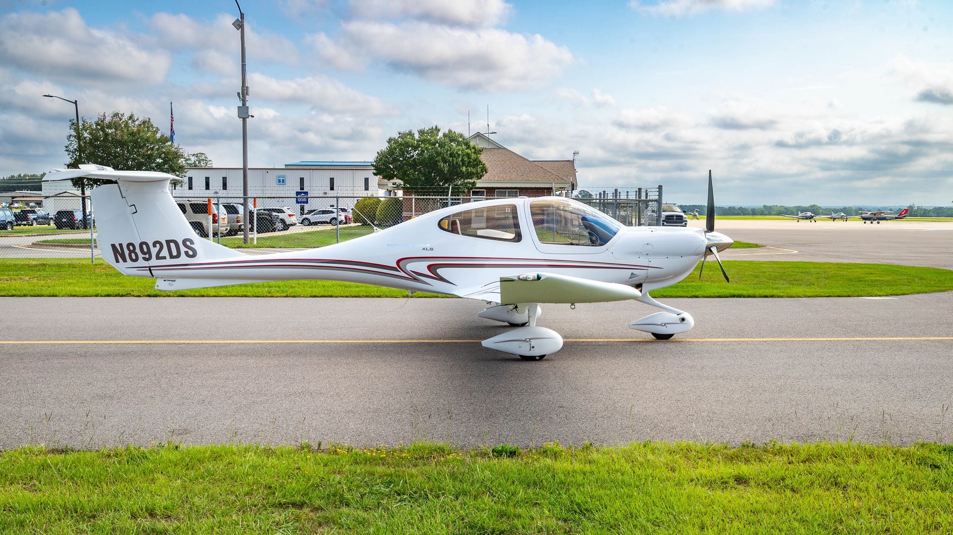 N892DS - 2008/DA40/Diamond/U0012886