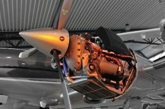Austro AE330 Engine