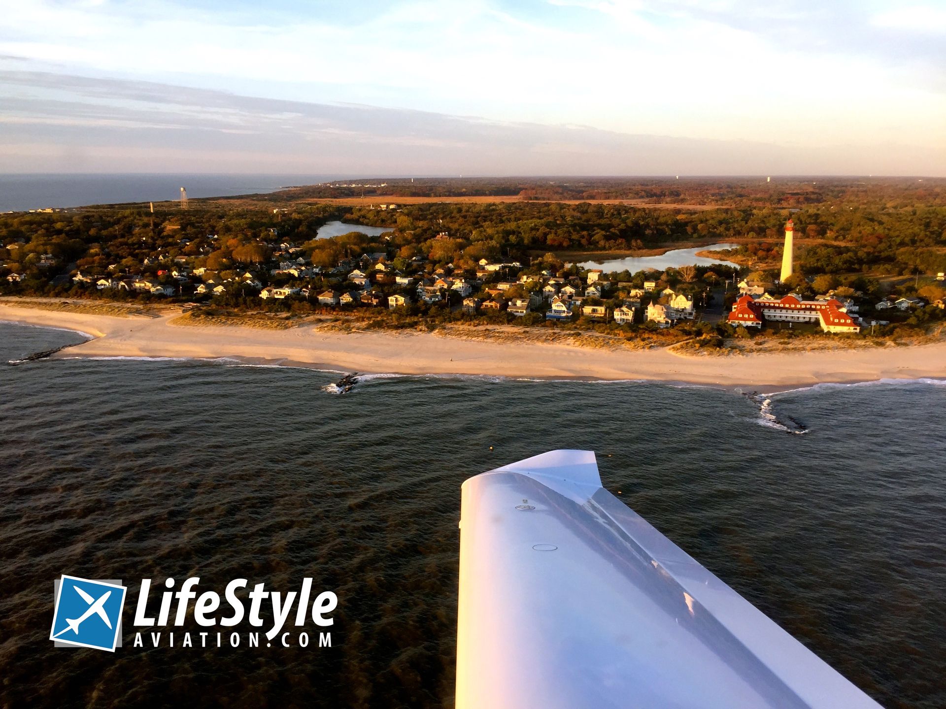 DA40 Flying over Cape May